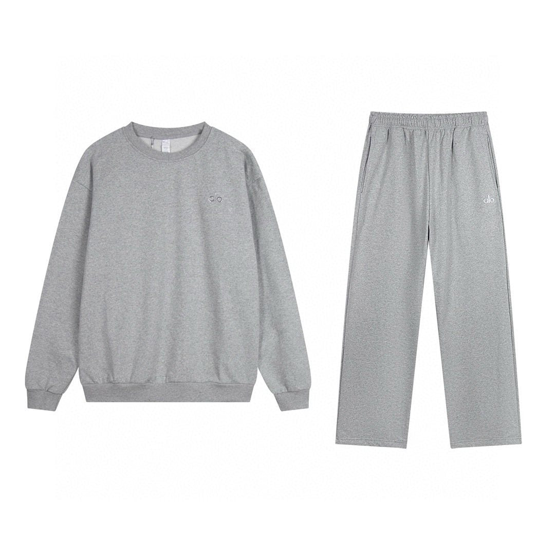 alo Small Logo Crewneck Sweatshirt & Sweatpants Matching Set